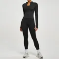 Set yoga due pezzi nero ad alta elasticità con giacca slim e leggings a vita alta - Taglia S / Top E Pantaloni / Nero Stellato + Nero Stellato