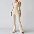 Elegante gebroken witte geribbelde yoga jumpsuit met U-hals en stijlvolle wijde pijpen - S / Boven- en Onderkant / Broken Wit