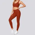 Nahtlose gerippte Yogahose mit hoher Taille in Ziegelrot für Fitness und Training - S / Unterteile / Ziegelrot