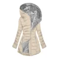 Chaqueta acolchada mujer de largo medio con capucha de felpa y cremallera diagonal. - S / Tops / Albaricoque