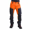 Λεπτομέρεια ανδρικού παντελονιού cargo slim fit με δίχρωμες τακτικές τσέπες. - S / Πορτοκαλί/Γκρι