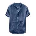 Detailansicht eines blauen Herren-Freizeithemdes mit Stehkragen und kurzen Ärmeln - S / Oberteile / Marineblau