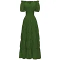 Vestido largo medieval renacentista verde con falda escalonada, vista de cuerpo entero. - Verde Militar