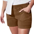 Detalle de pantalones cortos marrones de sarga elástica con bolsillos funcionales - S / Bottoms / Caqui Oscuro