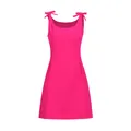 Robe courte sans manches rose vif avec bretelles à nœuds décoratifs et coupe ajustée. - S / Rose rouge