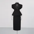 Elegantes schwarzes zweiteiliges Set im französischen Stil mit Schößchen-Top und High-Waist-Rock - S / Oberteil Und Unterteil / Schwarz