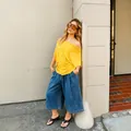 Elegantes culottes de mezclilla de pierna ancha con estilo urbano relajado - S / Bottoms / Azul cielo