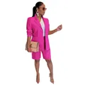 Elegante conjunto de dos piezas para mujer con blazer y shorts en color rosa fucsia - Rosa rojo