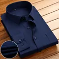Chemise décontractée à manches longues pour hommes bleu marine à tissage plat - 38 / Hauts / Tissage Uni Bleu Marine (706)