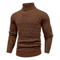 Ανδικό καφέ πλεκτό πουλόβερ slim fit με όρθιο γιακά με κουμπιά και κυματιστό σχέδιο - Σκούρο Καφέ