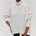 Modischer weißer Oversize-Strickpullover mit Rollkragen und Rippbündchen für Damen - S / Oberteile / Weiß
