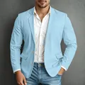 Nahaufnahme eines hellblauen Herren-Blazers mit Waffelstruktur und drei Knöpfen - S / Oberteile / Hellblau