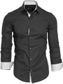 Dettaglio di camicia nera slim fit da uomo con colletto e polsini bianchi a contrasto. - Taglia S / Top / Bianco e nero