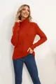 Eleganter roter Rollkragenpullover für Damen mit Zopfmuster und langen Ärmeln im Vintage. - Orangerot