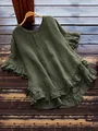 Détail de la blouse verte à manches courtes avec volants féminins et texture froissée - Vert Militaire