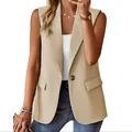 Vooraanzicht van een chique kaki mouwloos blazervest voor casual kantoorkleding voor dames. - S / Top (Mouwloos) / Abrikoos