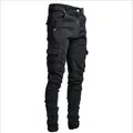 Vista laterale di jeans cargo neri slim fit con tasche laterali funzionali multiple. - Taglia S / Pantaloni e gonne / Nero