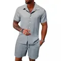 Conjunto de verano casual para hombre con camisa plisada y pantalones cortos azul claro - S / Top y Pantalones / Gris