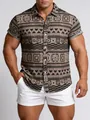 Detailweergave van herenshirt met etnische print, korte mouwen en witte knopen, slim fit - 3XL / Tops / Khaki