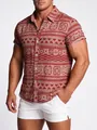 Detail van een herenoverhemd met korte mouwen en rode etnische tribale patronen - 3XL / Tops / Rood