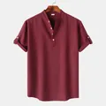Chemise homme bordeaux à col officier, manches courtes avec patte et boutons de face - S / Hauts / Bordeaux