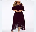 Elegante abito bordeaux taglie forti con spalle scoperte, pizzo e maniche a volant - Taglia S / Top / Rosso Porpora Scuro