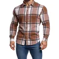 Primer plano de una camisa casual de manga larga para hombre a cuadros marrón y blanco - S / Tops / Caqui