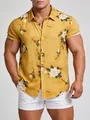 Nahaufnahme eines gelben Herren-Leinenhemdes mit Blumenmuster und Textur-Details. - 3XL / Oberteile / Gelb (C89)