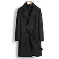 Elegante cappotto classico in lana a doppio petto da uomo in nero dal design medio-lungo - Taglia M / Top / Nero