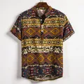 Dettaglio del motivo geometrico etnico su camicia casual da uomo a maniche corte - 3XL / Top / Multicolore
