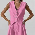 Sommerliches rosa Leinen-Set: ärmellose Weste mit Knöpfen und passende Freizeitshorts - Rosa