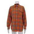 Camisa holgada de cuadros naranjas estilo college americano con bolsillo y cuello solapa - S / Tops / Naranja