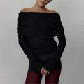 Haut en tricot à manches longues et épaules dénudées noir ajusté élégant pour femmes - S / Hauts / Noir