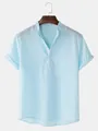 Chemise homme bleu clair en coton et lin avec un col montant au design minimaliste - M / Hauts / Bleu