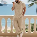 Set estivo casual da uomo in lino: felpa con cappuccio corta e pantaloni beige - Taglia S / Top E Pantaloni / Kaki