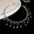 Collier ras-du-cou élégant avec franges en cristal et perles étincelantes pour femmes - Argent avec zircone blanche