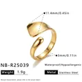 Minimalistischer unregelmäßiger geometrischer Ring aus goldenem Edelstahl im Blumendesign - Einstellbar Offen / Fluid Metall Geometrischer Offen Stil (NB-R25039) / Gold