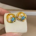 Élégantes boucles d'oreilles vintage de style français avec perle, zircon et turquoise. - Tige d'oreille en argent - Or - Bleu