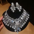 Luxe zirkoon kwastjes ketting en oorbellen set met schitterend effect - Ketting En Oorbellen (57#) / Zilver