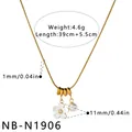 Detail view of elegant stainless steel flower necklace with pearl and dimensions - 贝母人造珍珠花朵款式(NB-N1906) / 18K Gold