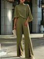 Elegantes olivgrünes Set mit Rollkragenoberteil und hoch taillierter Hose mit Schlitz. - 3XL / Oberteil Und Unterteil / Olivgrün