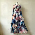 Elegante set vintage top in raso a fiori e gonna lunga a balze irregolari multistrato - Taglia S / Top E Pantaloni / Bianco
