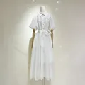 Robe chemise vintage française blanche avec broderie, manches bouffantes et jupe plissée - S / Robes / Blanc