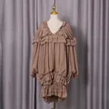 Abito corto a balze marrone stile palazzo con eleganti maniche a palloncino e scollo a V - Taglia M / Vestiti / Kaki
