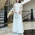 Élégant ensemble deux pièces en dentelle florale blanche avec haut et jupe - M / Haut Et Bas / Abricot