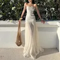 Elegante vestido de playa palabra de honor con corpiño de lentejuelas y falda de malla. - S / Vestidos / Blanco Roto