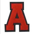 Toppa lettera A in ciniglia rossa con bordo in feltro nero per giacche varsity - Lettera A