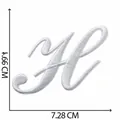 Écusson brodé lettre H cursive blanche pour réparation de vêtements DIY, 7,28 x 4,69 cm. - Lettre H