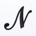 Zwarte geborduurde alfabet letter N patch voor DIY kledingaccessoires, 6,33x4,68cm - Letter N