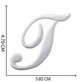 Écusson lettre T brodé blanc pour vêtements DIY, de taille 4,70 cm par 5,85 cm - Lettre T